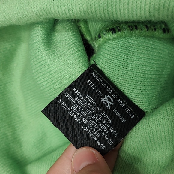 💙 EUC New Era Brand Unisex Use Seattle Seahawks Pom Pom Beanie, OSFM - Picture 5 of 6